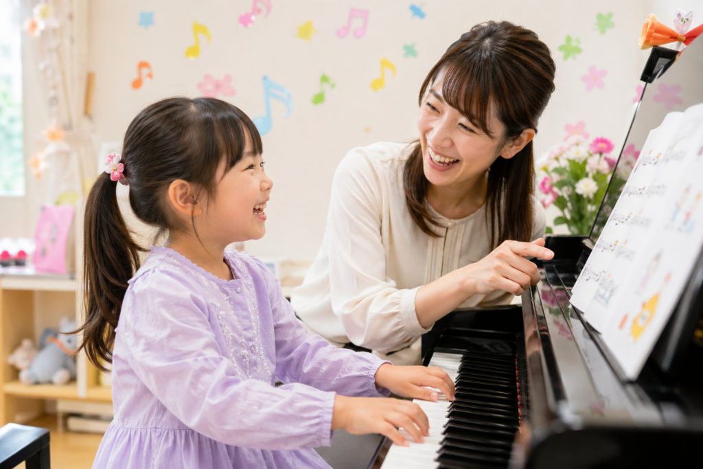 習志野市のピアノ教室の体験レッスンの様子