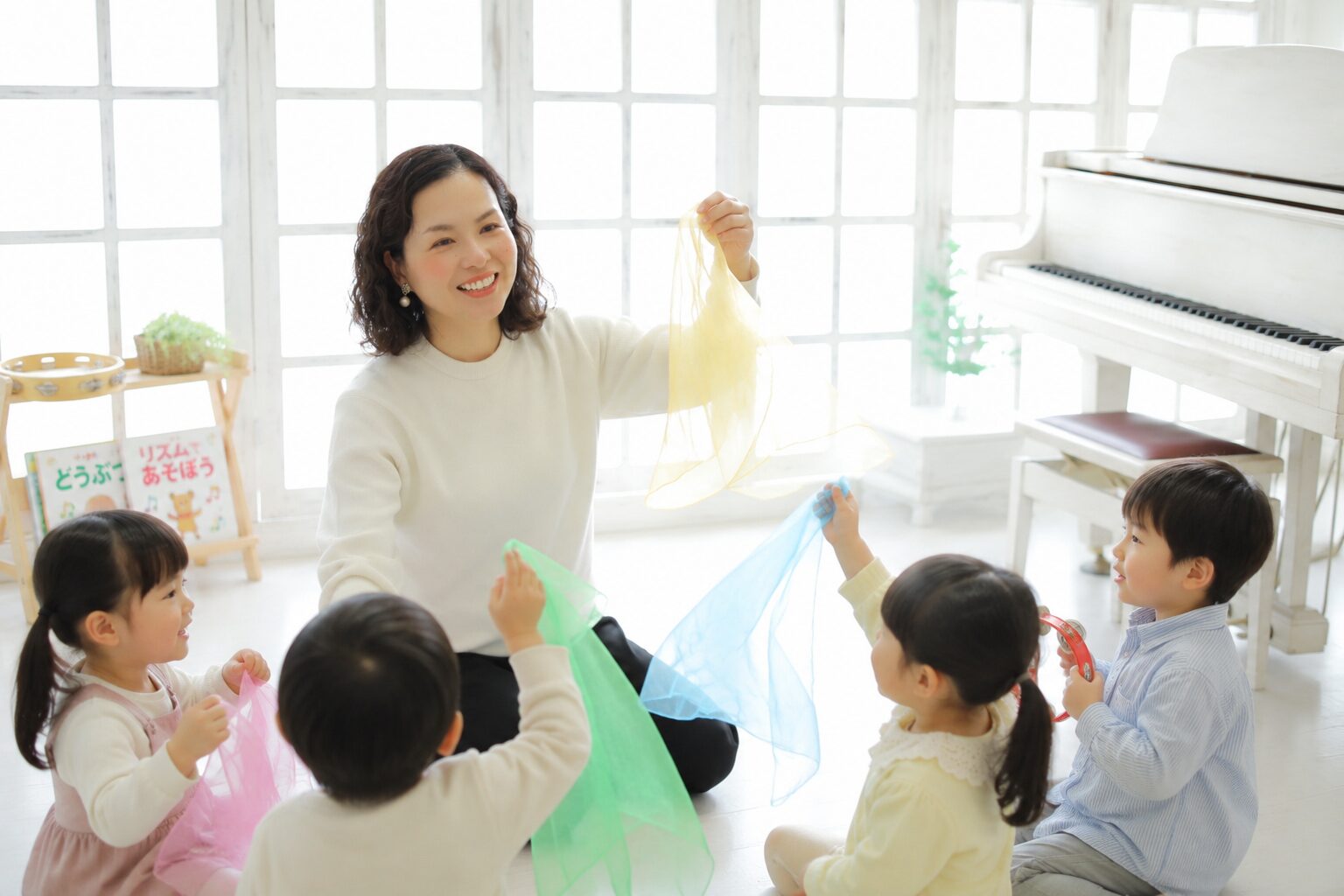 習志野市の英語リトミック教室の様子